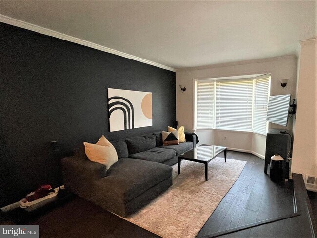 Foto del edificio - 43584 Blacksmith Square