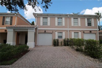 Building Photo - 5325 Cove Cir