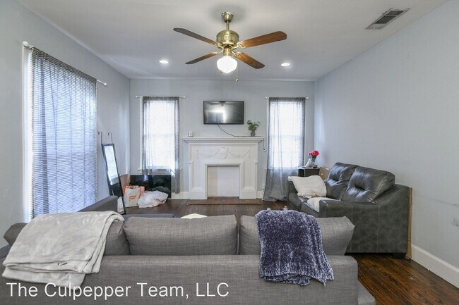 Foto del edificio - 3 br, 2 bath House - 3141 Cockrell Ave.