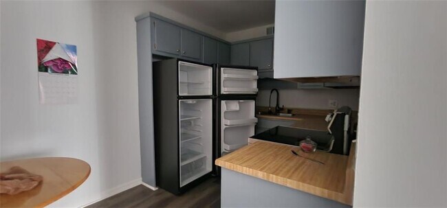 Foto del edificio - 16 S East St