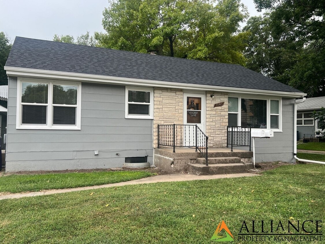 Foto principal - 1845 College Heights Rd