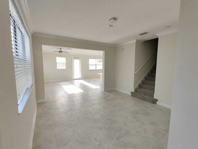 Building Photo - 1242 Sandwedge St