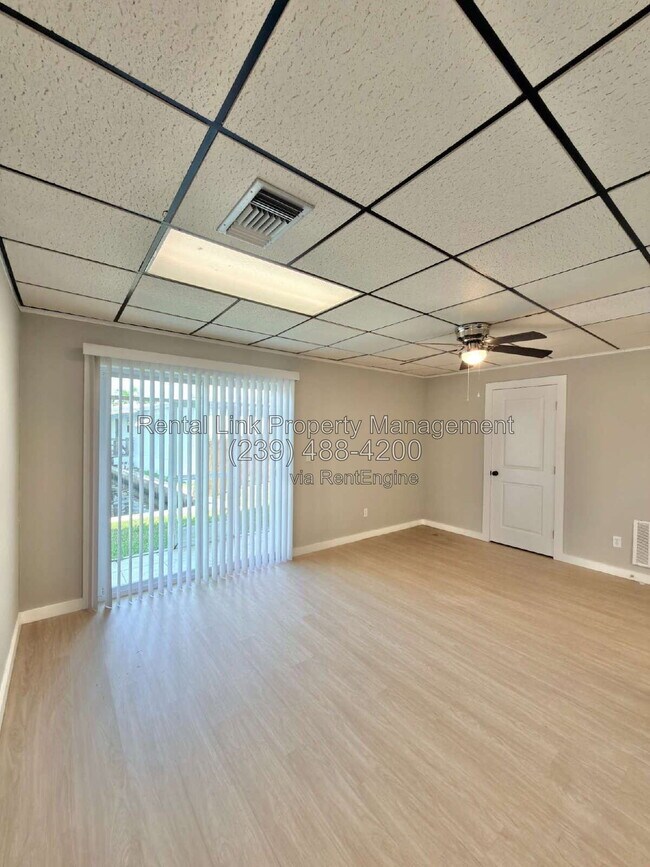 Foto del edificio - 14938 Wise Way