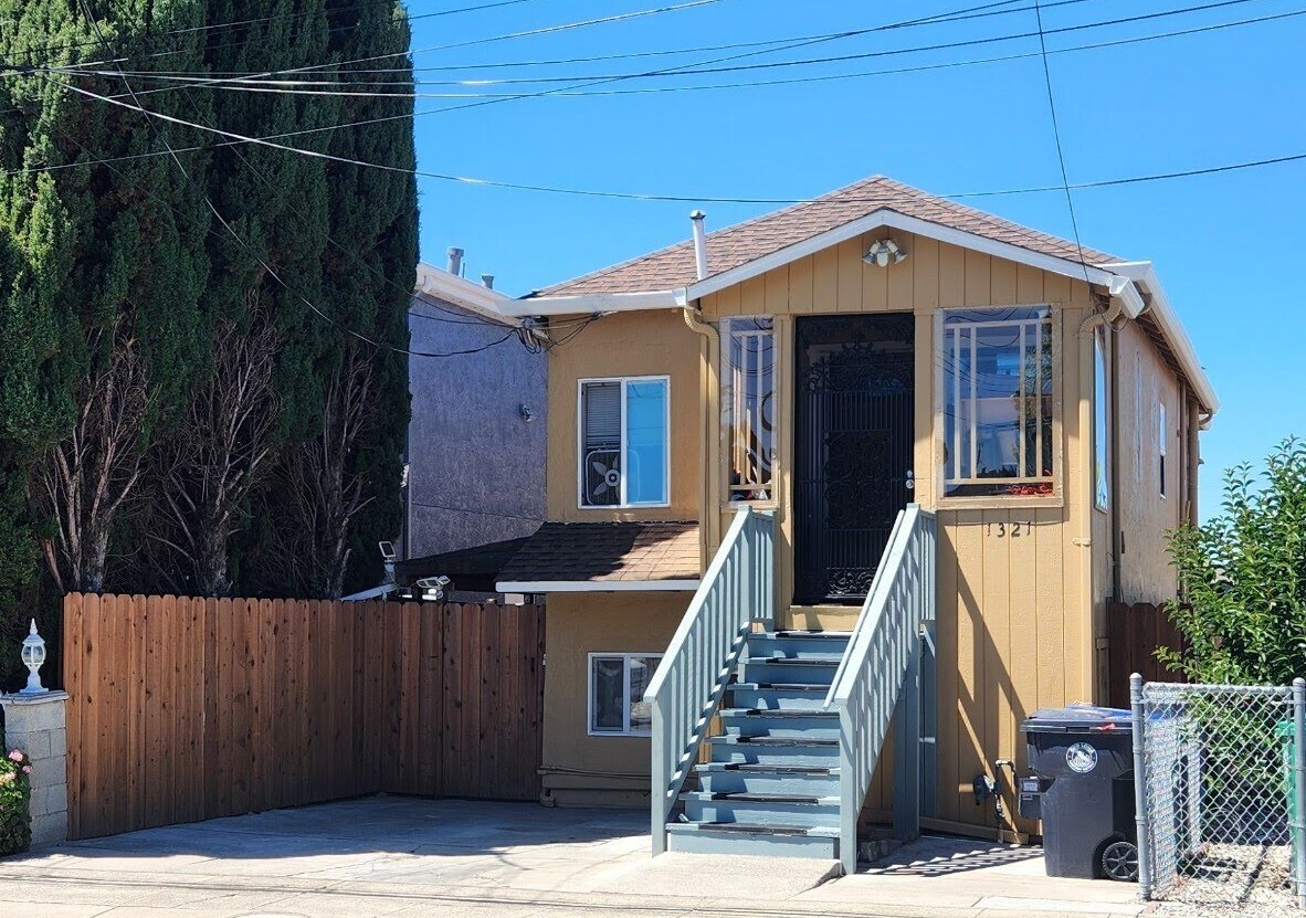 Photo - 1321 145th Ave (San Leandro, CA)