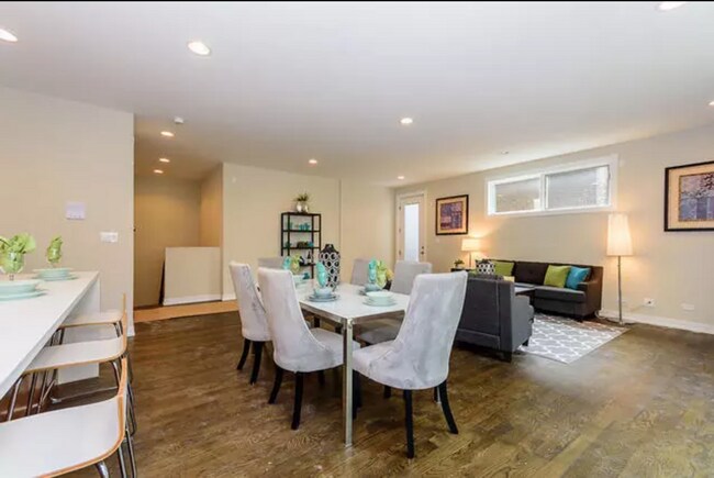 Foto del edificio - New Construction 3 Bed/ 2 bath Andersonville/Edgewater