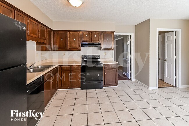 Foto del edificio - 7075 Germantown Trail