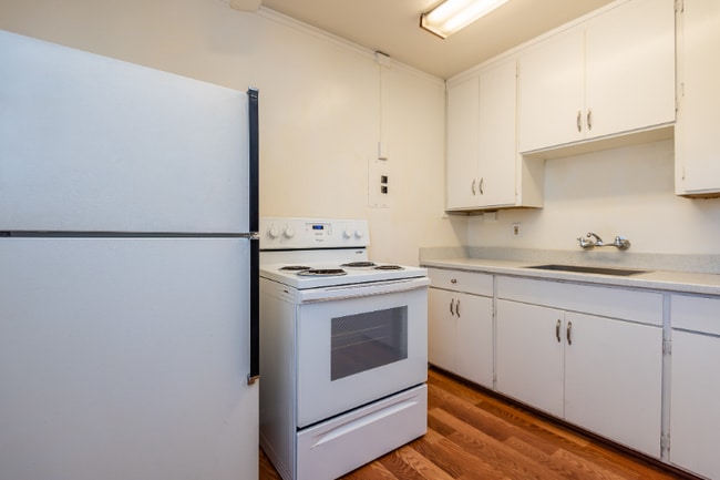 Building Photo - 420 S Third St