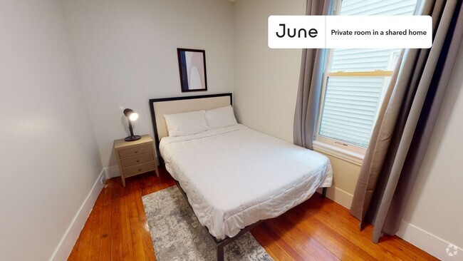 Building Photo - Private bedroom in 4 bed/1 bath Home