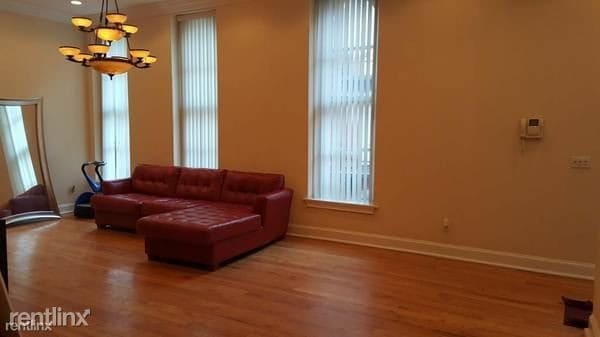 Building Photo - 2 br, 1 bath  - 113 Chestnut St 5