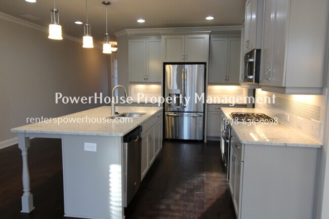 Building Photo - 3900 Glenview Club Ln