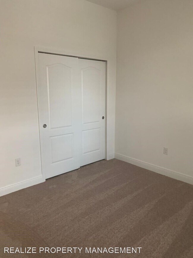 Building Photo - 15730 Sweet Limetta Dr