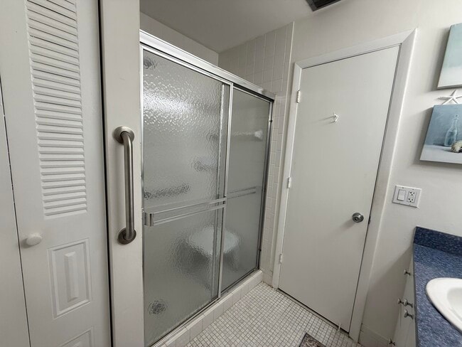 Building Photo - 14648 Bonaire Blvd
