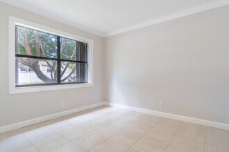 Building Photo - 1272 S Military Trail