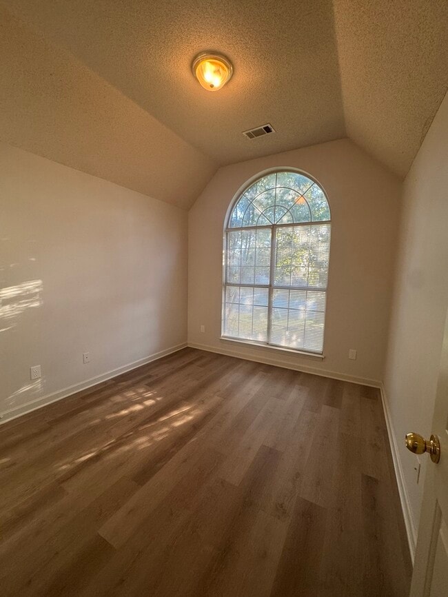 Building Photo - 2817 Misty Bay Dr