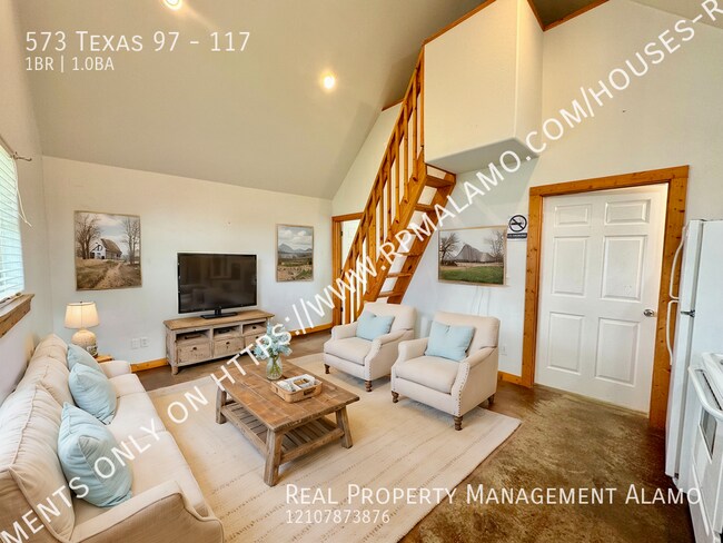 Building Photo - 573 Texas 97-117
