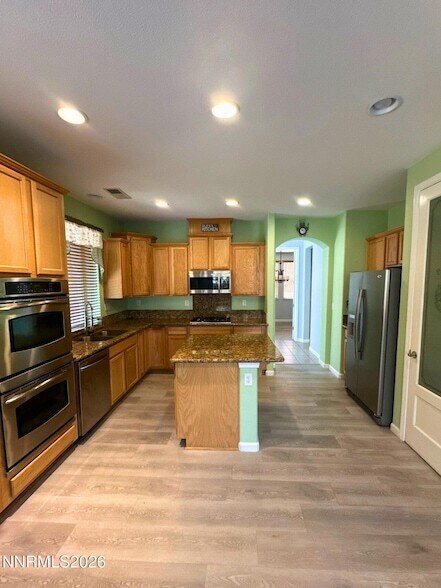 Building Photo - 7255 Foxwood Ln