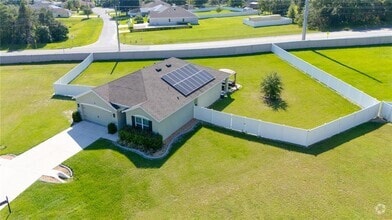 Building Photo - 4940 SW 97th Pl