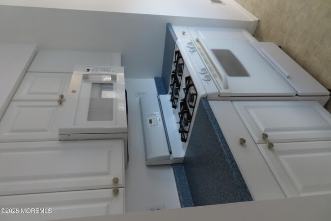 Foto del edificio - 1008 Burntwood Trail