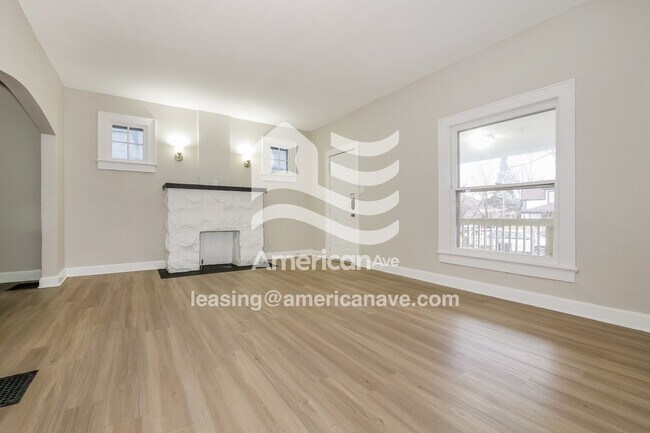 Foto del edificio - 115 N Topping Ave