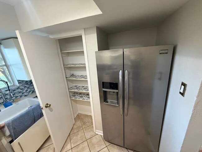 Building Photo - 14515 Wunderlich Dr