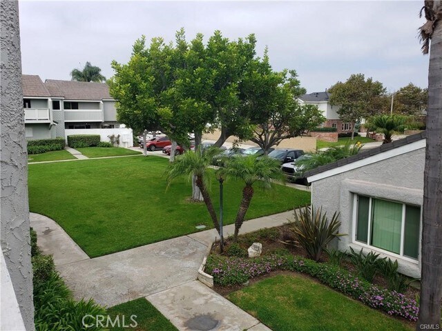 Foto del edificio - 8281 Cherrywood Cir