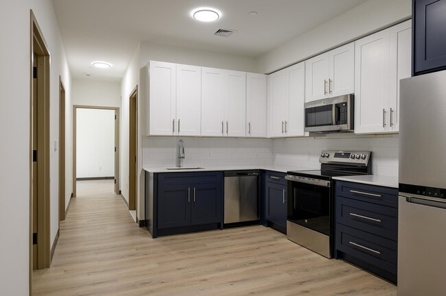 Building Photo - 857 Bergen Ave