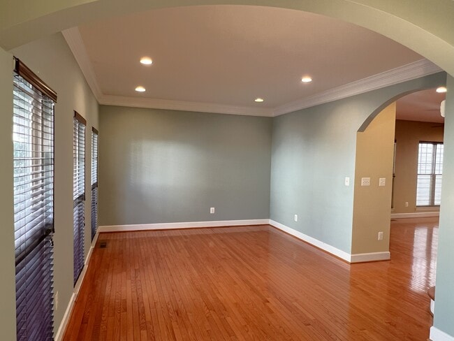 Building Photo - 7726 Grandwind Dr