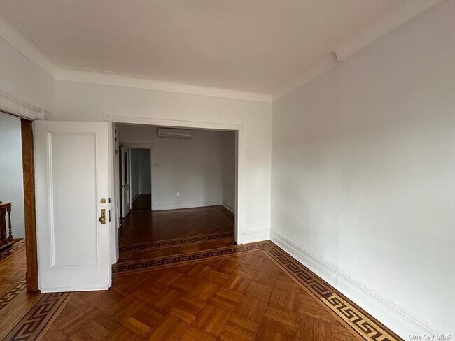 Foto del edificio - 200 Ocean Pkwy