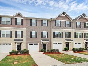 Building Photo - 2611 McCurdy Trail