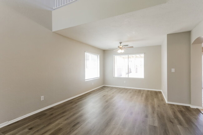Building Photo - 9043 E Muleshoe St