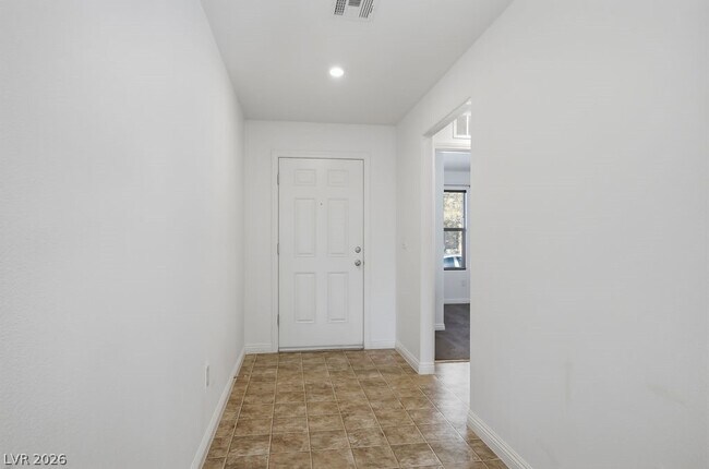 Foto del edificio - 315 Basin Fls St