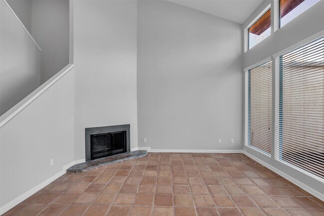 Foto del edificio - 7655 S Braeswood Blvd