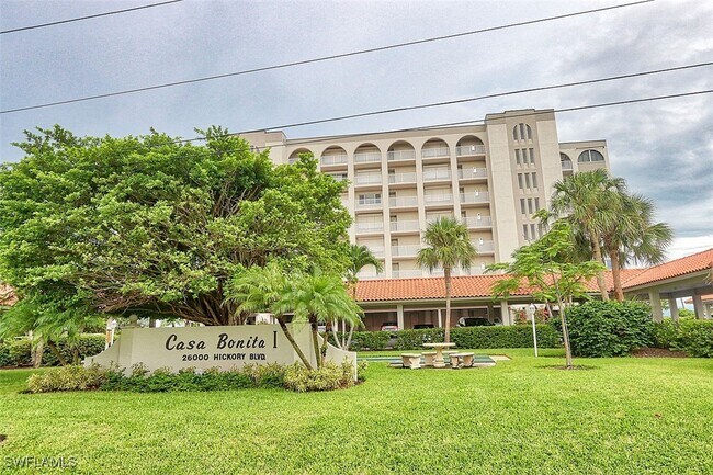 Building Photo - 26000 Hickory Blvd