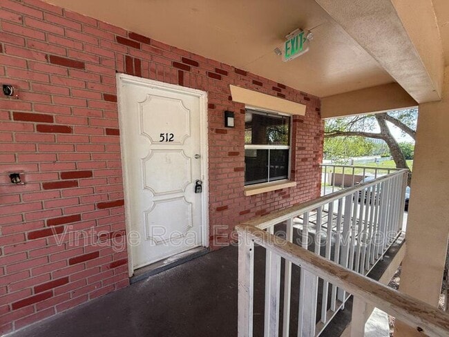 Building Photo - 3301 58th Ave S