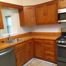 Building Photo - 5830 Biscayne Dr