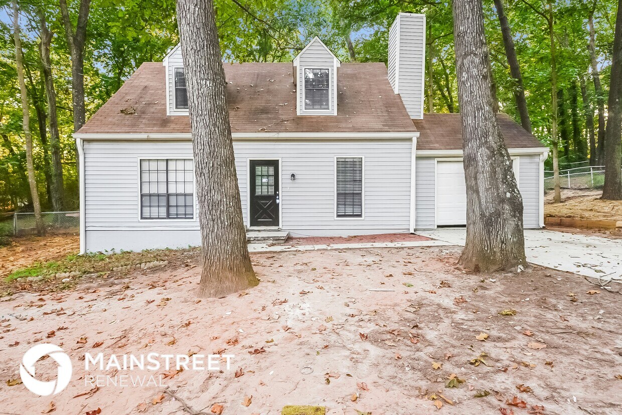 Foto principal - 144 Fairview Dr
