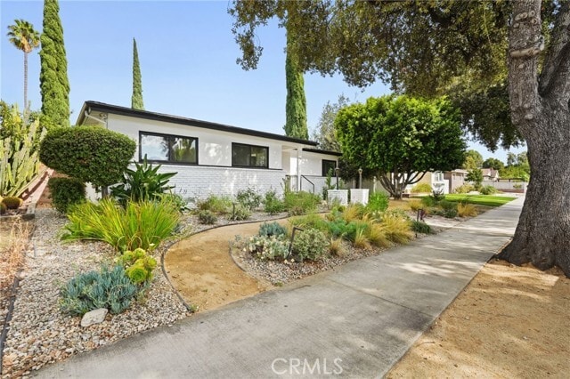 Building Photo - 6556 Corbin Ave