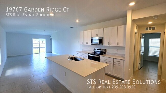 Foto del edificio - 19767 Garden Ridge Ct