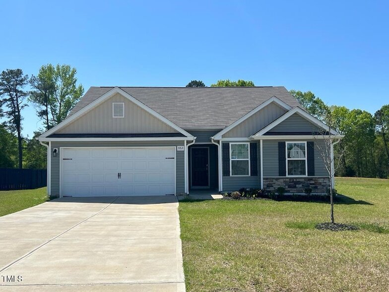 Foto principal - 882 Avery Pond Dr