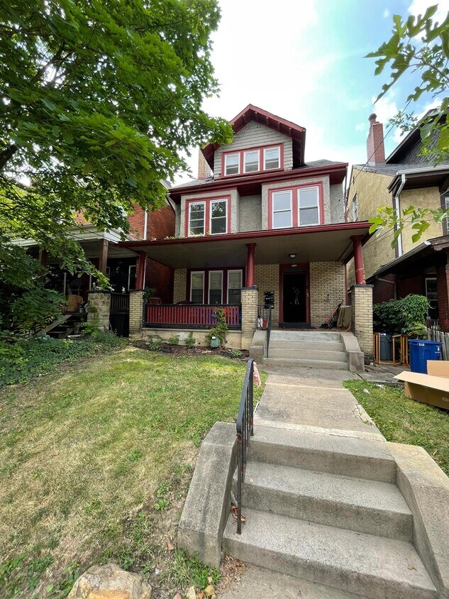Primary Photo - 2306 Sherbrook St