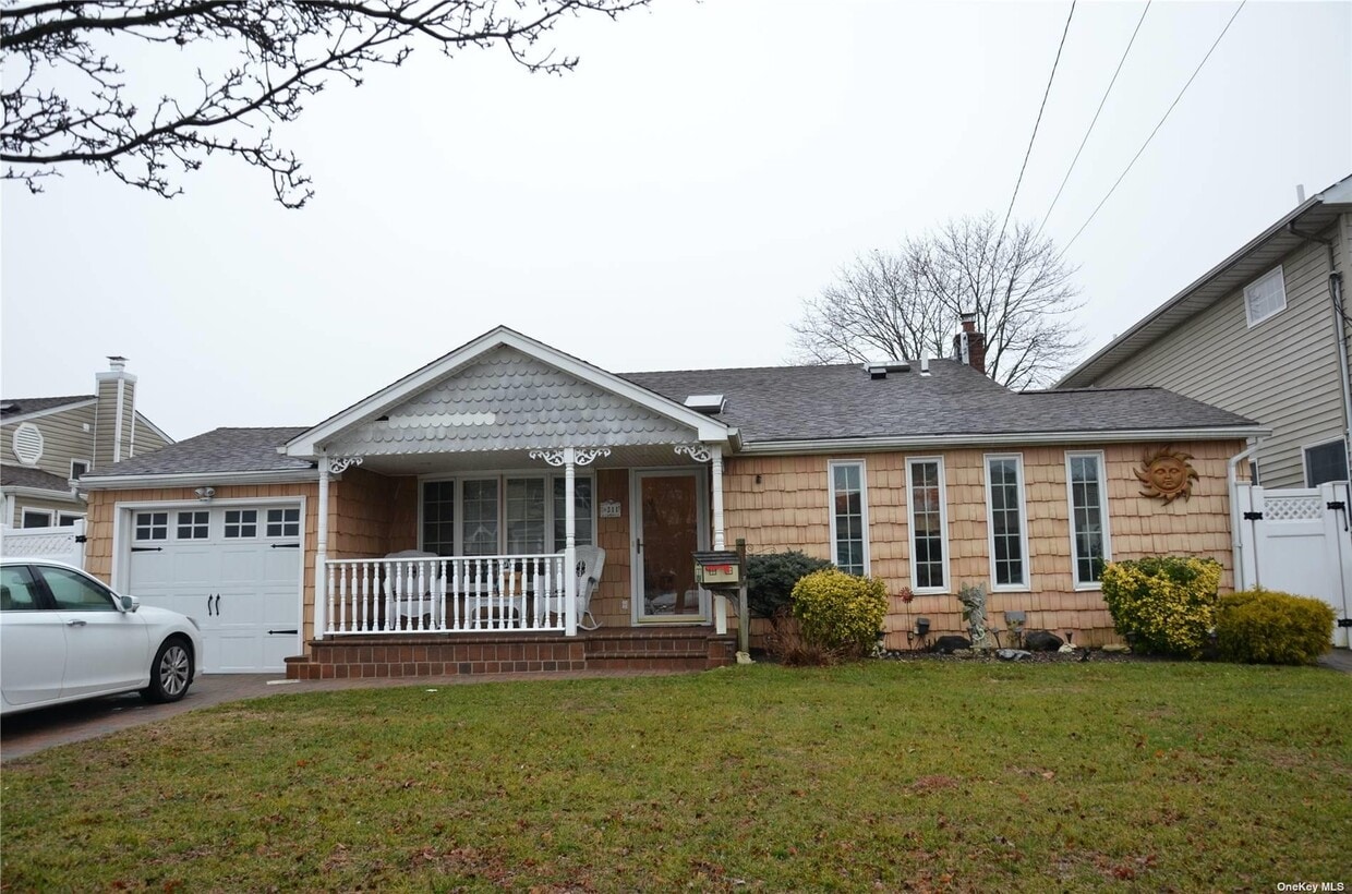 Primary Photo - 311 Atlantic Ave