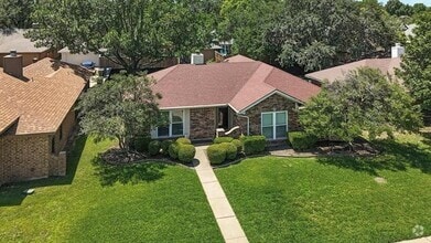 Building Photo - 635 Duncan Dr