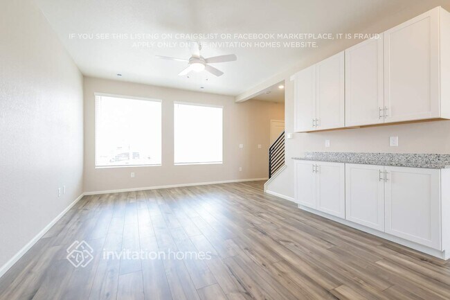 Foto del edificio - 3394 Pearwood Dr