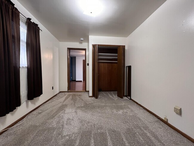 Foto del edificio - 152 8th St