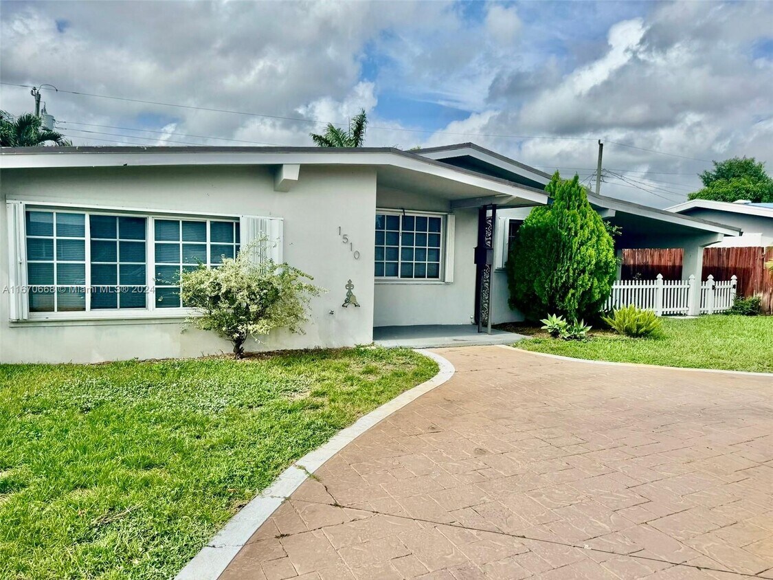 Foto principal - 1510 NW 79th Ave