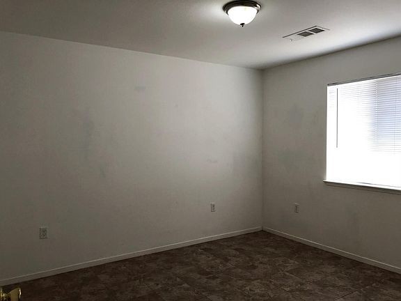 Foto del edificio - 948 Mehlert St