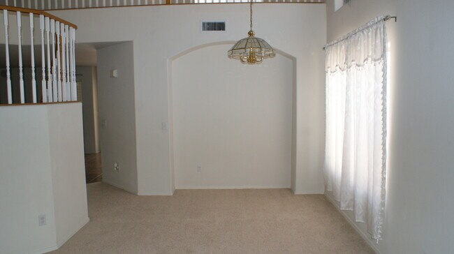 Foto del edificio - 1078 W Heather Ave