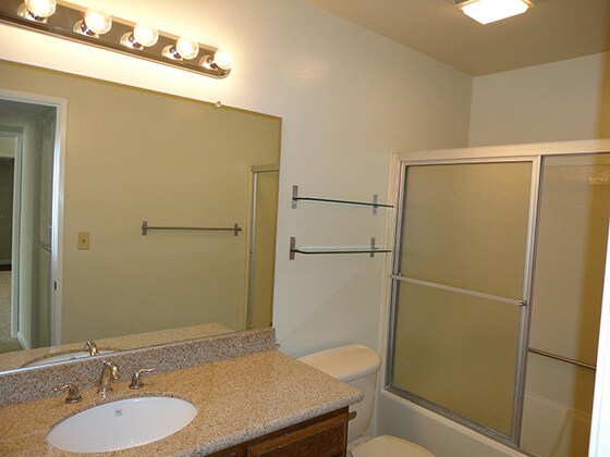 Building Photo - 501 E Santa Anita Ave