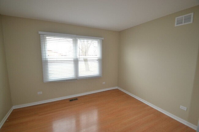 Foto del edificio - 171 N Prairie Dr