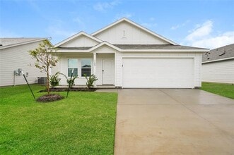 Building Photo - 1109 Tufted Dr